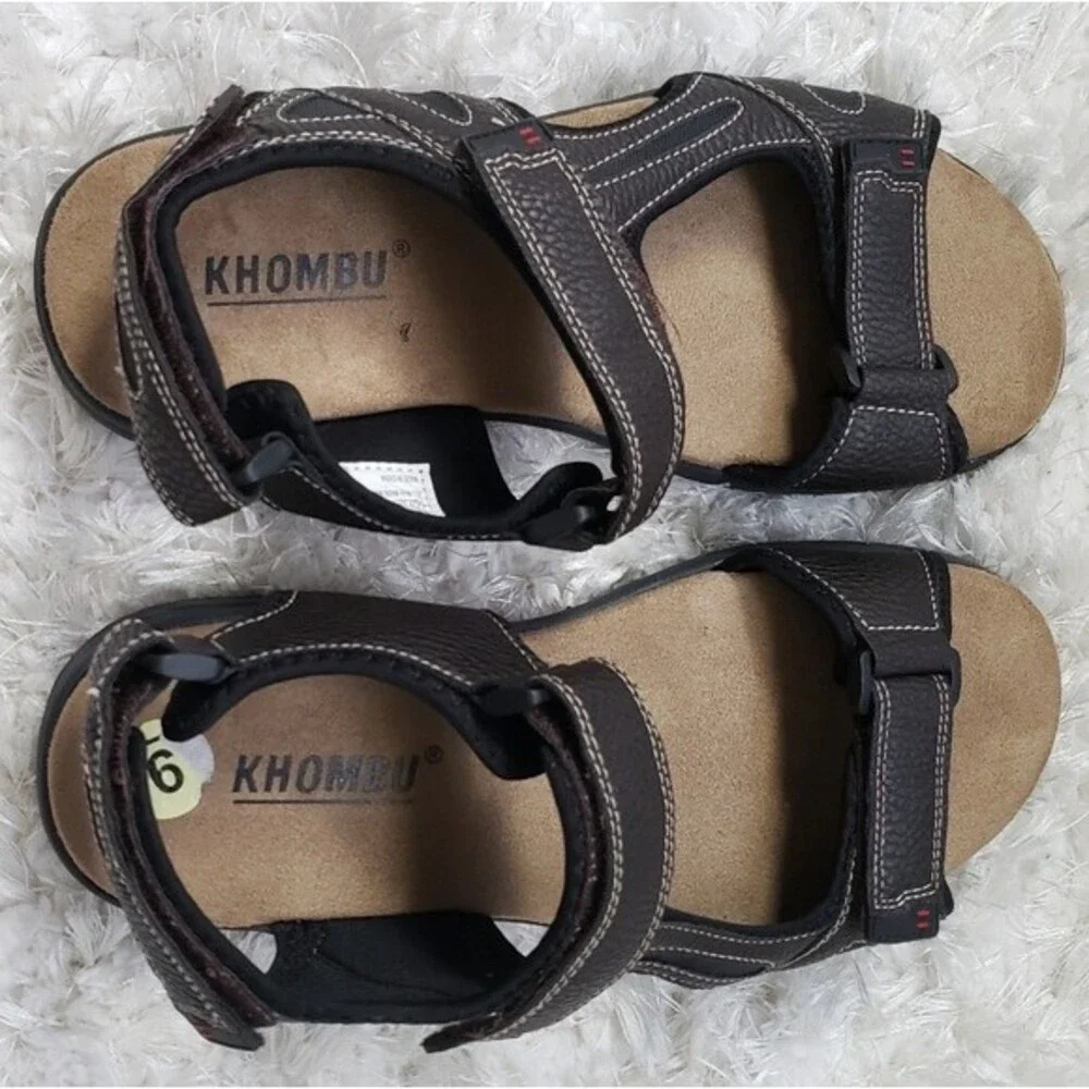 NWOT Khombu Camping Gorpcore Summer Sandals Size 9